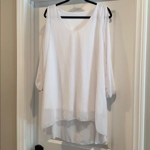 White hi low dress/tunic with open shoulder